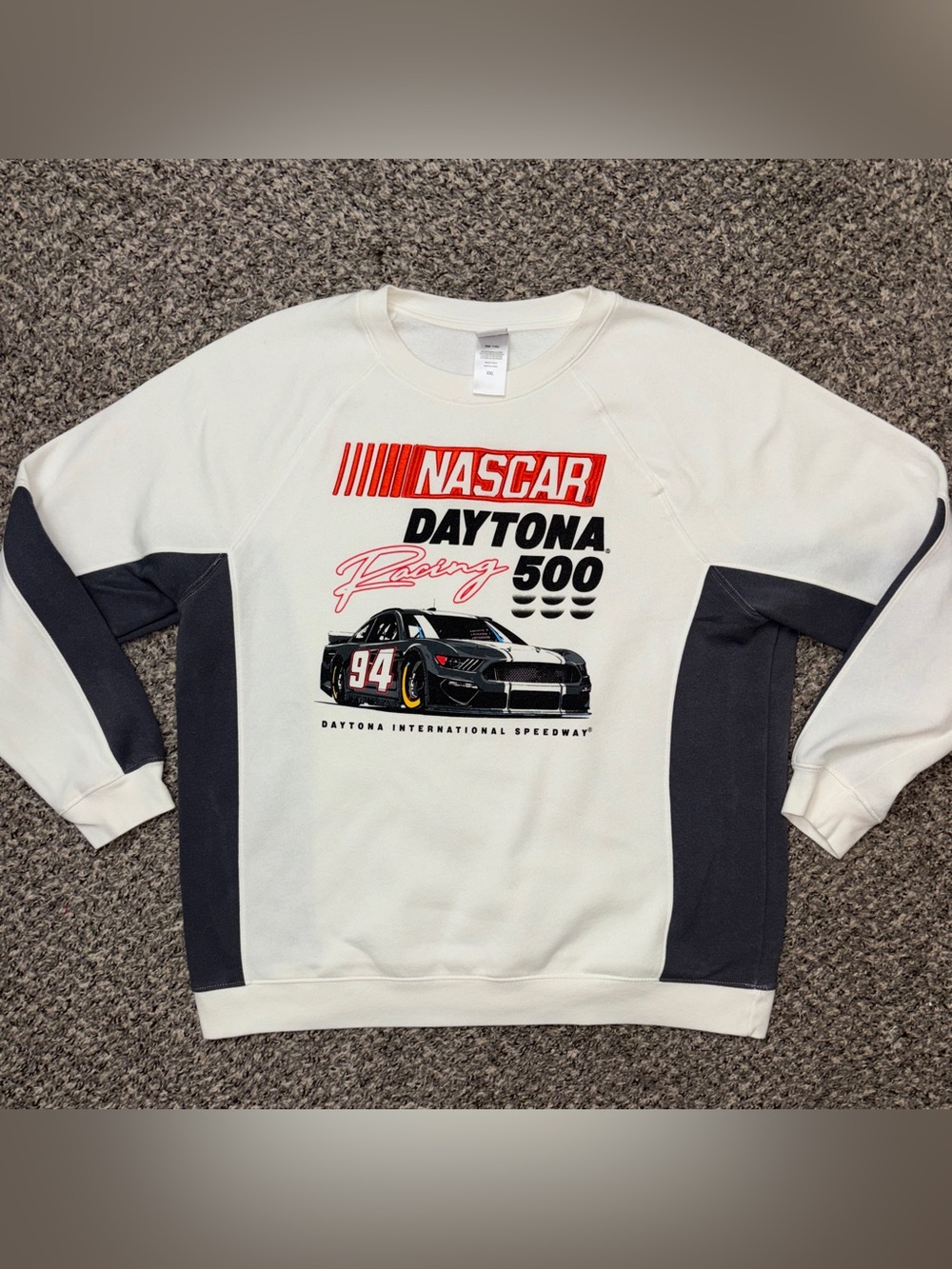NASCAR Daytona 500 Racing Men’s Crewneck Sweatshirt Tagged 2XL, Fits Like XL